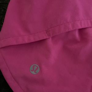 Size 8 2.5 speed up sonic pink